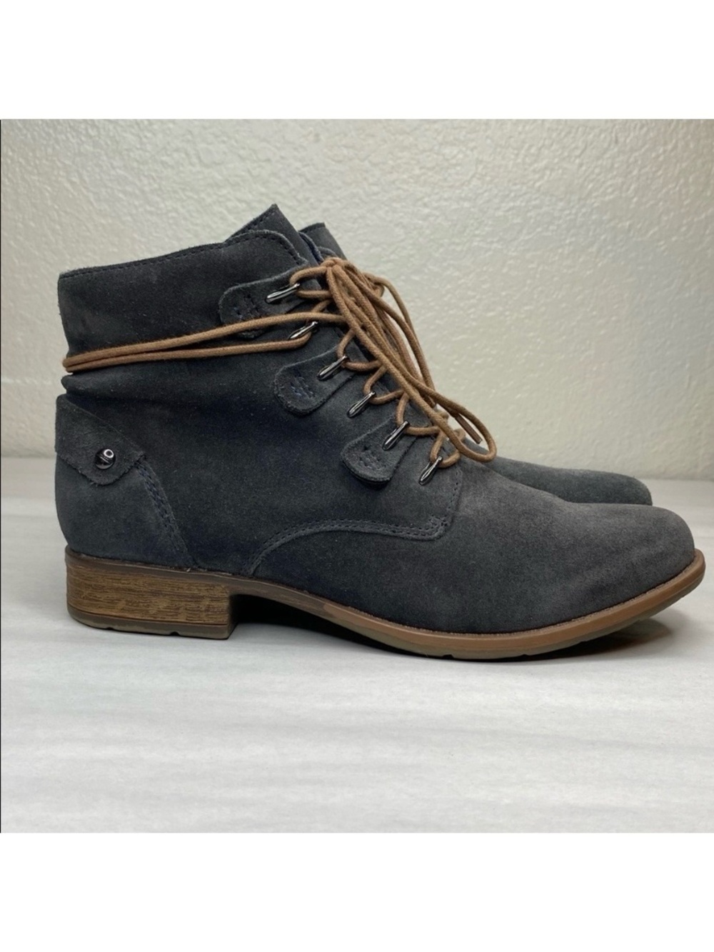 Earth Boone Navy Leather Suede Lace Up Ankle Boots Size 7B